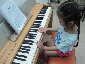 Cà Rốt - Lớp piano trẻ em tại Thủ Đức