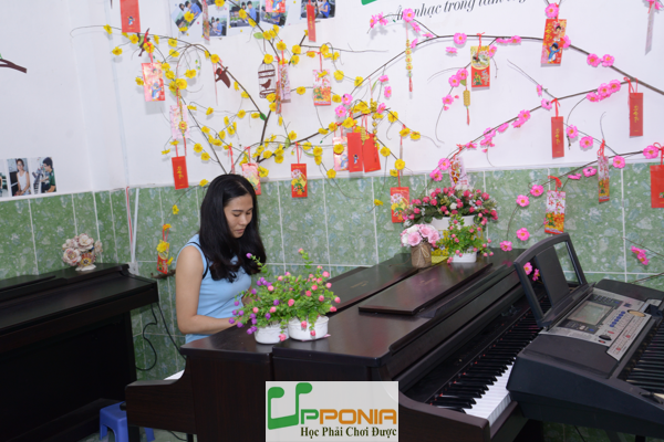 Chị Lương - Lớp học piano người lớn tại Trung Tâm Âm Nhạc Upponia